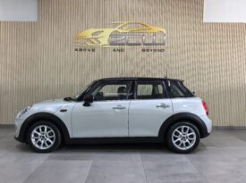 2017 MINI COOPER 5DR A/T