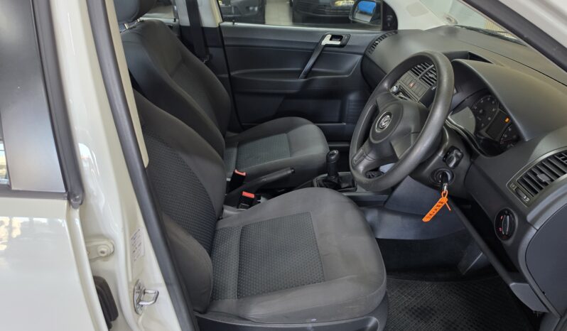 2014 VW POLO VIVO GP 1.6 TRENDLINE 5DR full